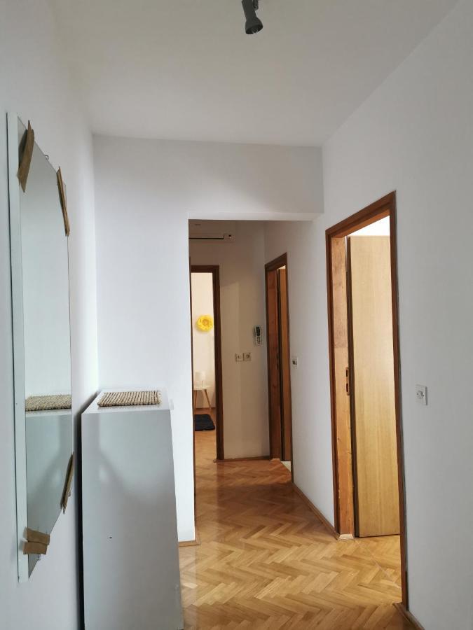 Apartments Lucia พาก ภายนอก รูปภาพ