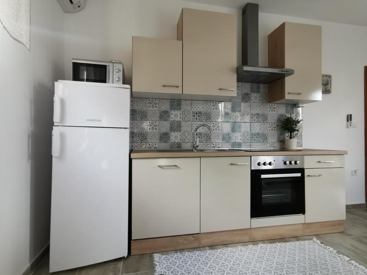 Apartments Lucia พาก ภายนอก รูปภาพ